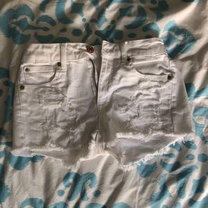 american eagle white jean shorts